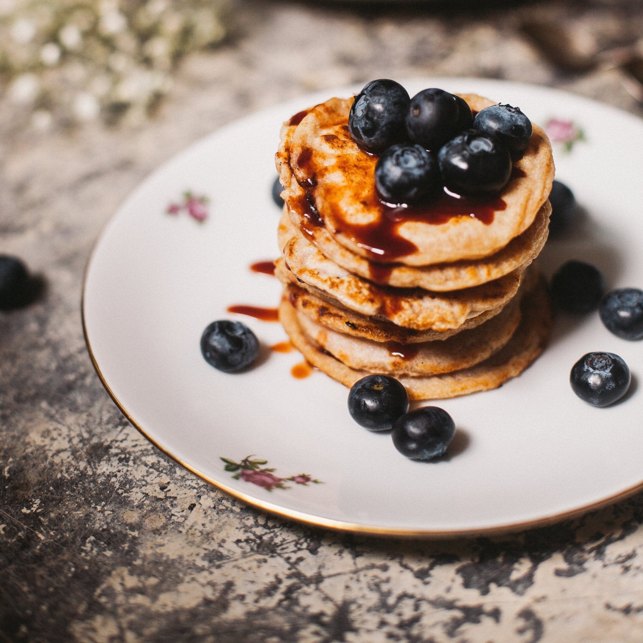 Entspannende Köstlichkeit: CBD-Infundierte Blaubeer-Pfannkuchen zum Verwöhnen - Bud Brothers